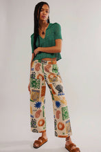Load image into Gallery viewer, Seaside Pull Up Pant
