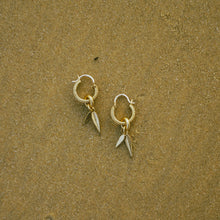 Load image into Gallery viewer, mango-leaf-hoops-2.jpg
