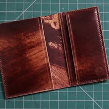 Load image into Gallery viewer, Bifold Shell Cordovan
