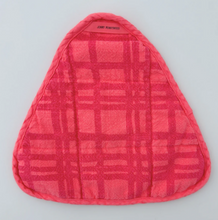 Load image into Gallery viewer, TRIANGLE POTHOLDER
