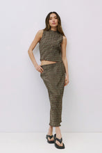 Load image into Gallery viewer, sar0077_brown_1_m_1500.jpg
