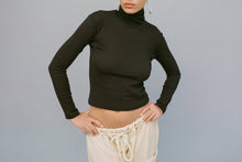 Load image into Gallery viewer, turtleneck-black-web-2.jpg
