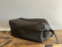 Load image into Gallery viewer, Dopp Kit
