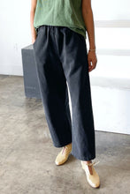 Load image into Gallery viewer, Black Canvas Arc Pant
