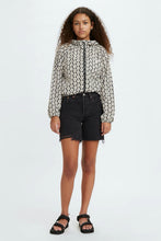 Load image into Gallery viewer, Lunar Black 501 Mid Thigh Short
