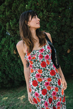 Load image into Gallery viewer, White Shelley Rambling Floral Dress
