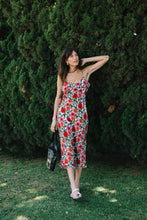 Load image into Gallery viewer, White Shelley Rambling Floral Dress
