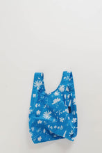 Load image into Gallery viewer, Baby Blue Floral Sun Print Baggu
