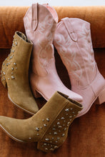 Load image into Gallery viewer, Rose Unaro Boot
