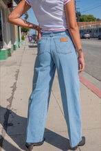 Load image into Gallery viewer, Bluestone Barrel Jean
