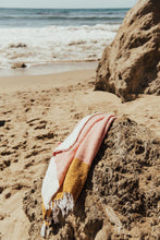 Load image into Gallery viewer, Sunrise Throw
