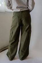 Load image into Gallery viewer, Olive Night Baggy Cargo
