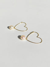 Load image into Gallery viewer, HEART HOOPS
