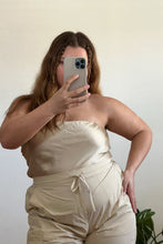 Load image into Gallery viewer, Sand Silky Tube Top
