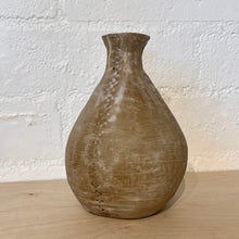Load image into Gallery viewer, No. 42 Fluted Vase w/Cross Embossing
