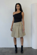 Load image into Gallery viewer, Black Reed Top
