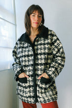 Load image into Gallery viewer, Black Houndstooth Monique Sherpa Jacket
