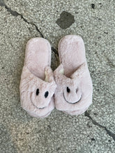 Load image into Gallery viewer, 042924 - Be Happy Slippers

