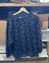 Load image into Gallery viewer, Stevie Sweatshirt
