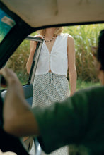 Load image into Gallery viewer, White Pearl Vest
