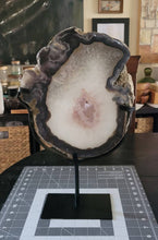 Load image into Gallery viewer, Large Agate Display Piece
