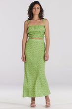 Load image into Gallery viewer, Field Of Flowers Stella Skirt
