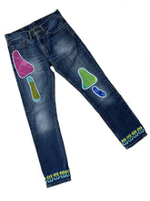 Load image into Gallery viewer, Picnicwear Appliquéd Vintage Jeans
