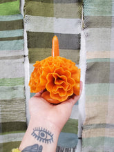 Load image into Gallery viewer, Oaxacan Flower Candle
