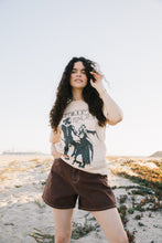 Load image into Gallery viewer, Fleetwood Mac Rumors Weekend Tee
