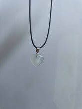 Load image into Gallery viewer, MMN8958 - HEART PENDANT NECKLACE

